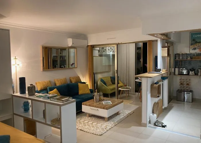 Appartement De Standing Le Velvet Bay Climatise En Bord De Mer