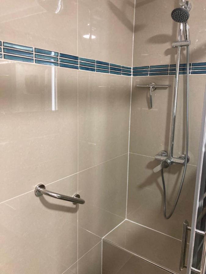 Appartement De Standing Le Velvet Bay Climatise En Bord De Antibes