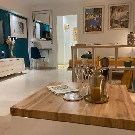 Appartement De Standing Le Velvet Bay Climatise En Bord De Mer Antibes Extérieur photo