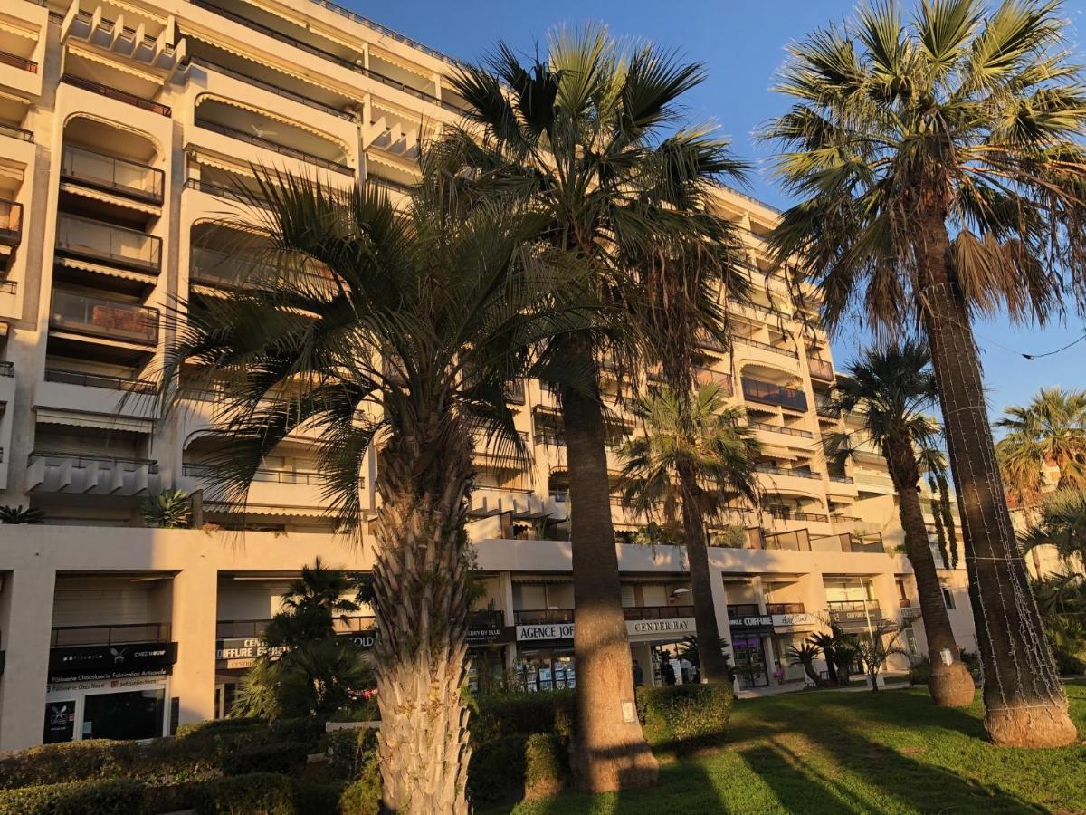 De Standing Le Velvet Bay Climatise En Bord De * Antibes
